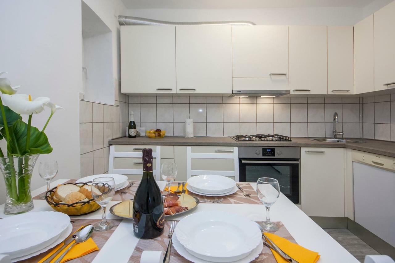 Apartment Marsela Шибеник Экстерьер фото