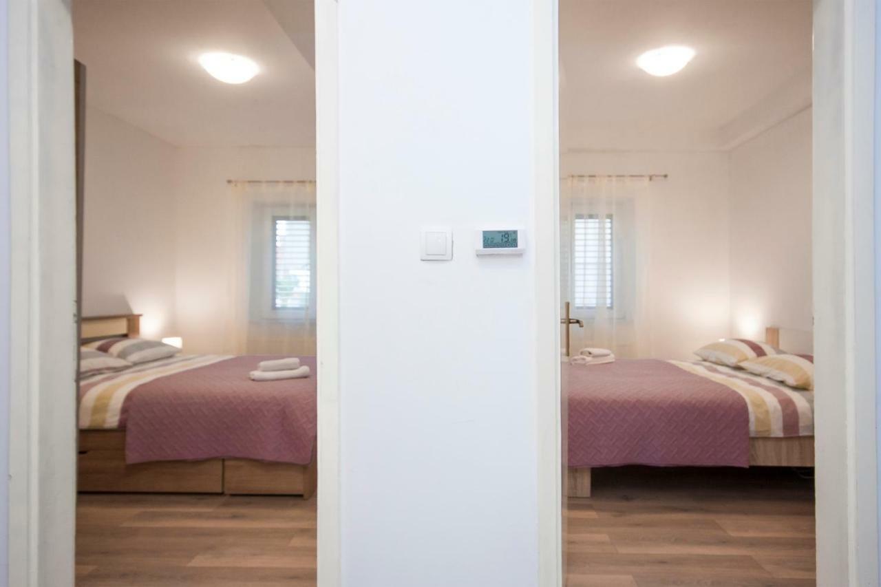 Apartment Marsela Шибеник Экстерьер фото