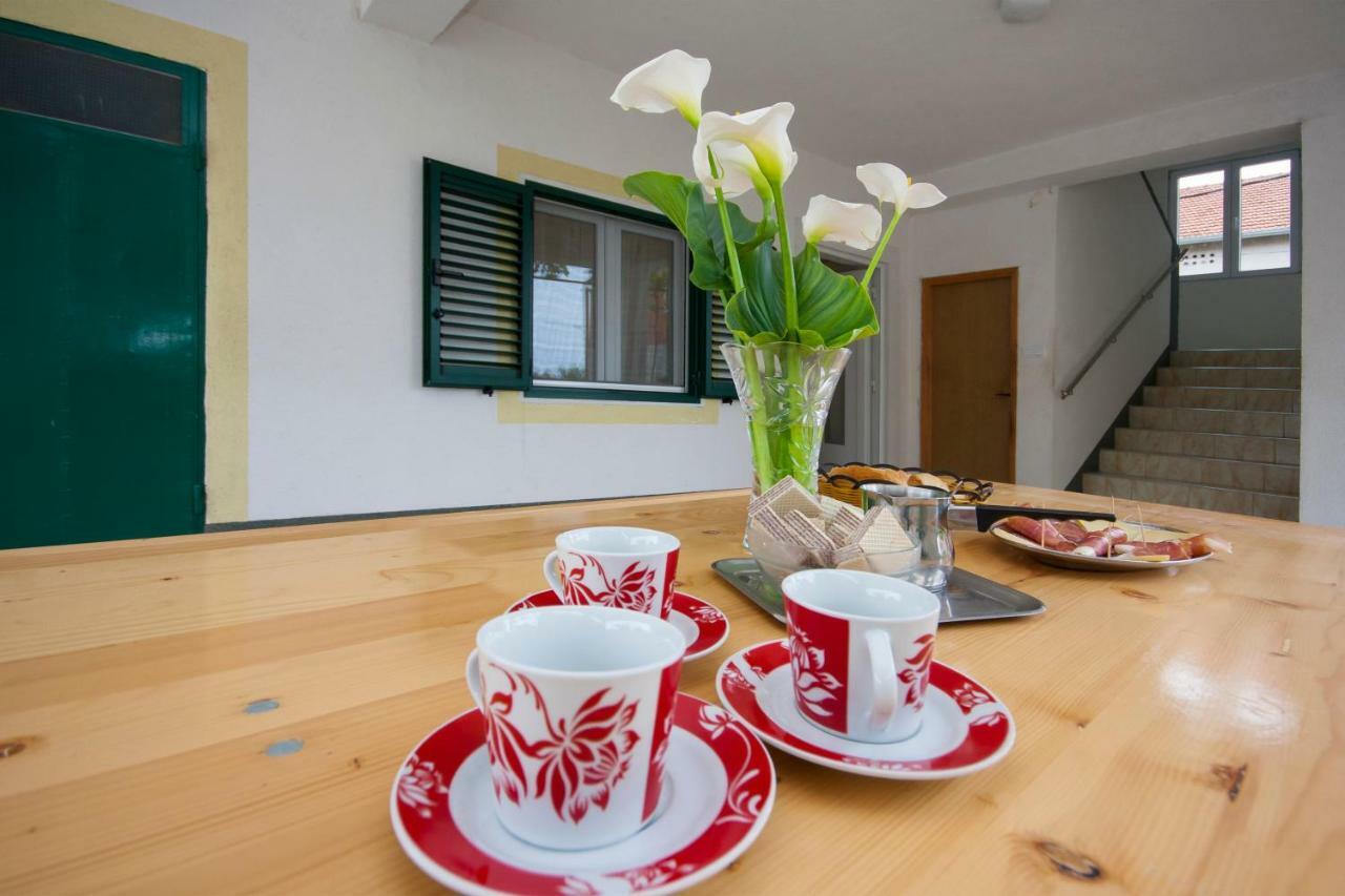 Apartment Marsela Шибеник Экстерьер фото